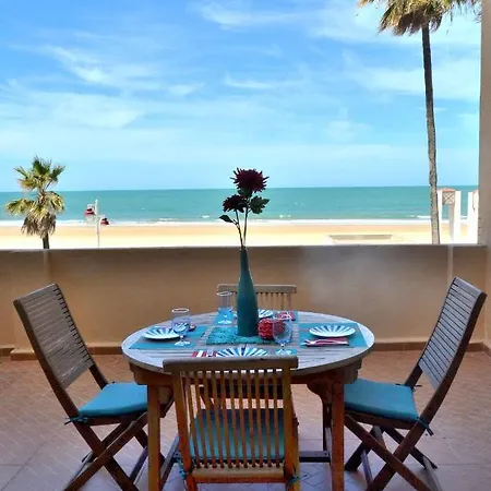 Апартаменты Amazing Frontal #traveller's Awards2023 Кадис